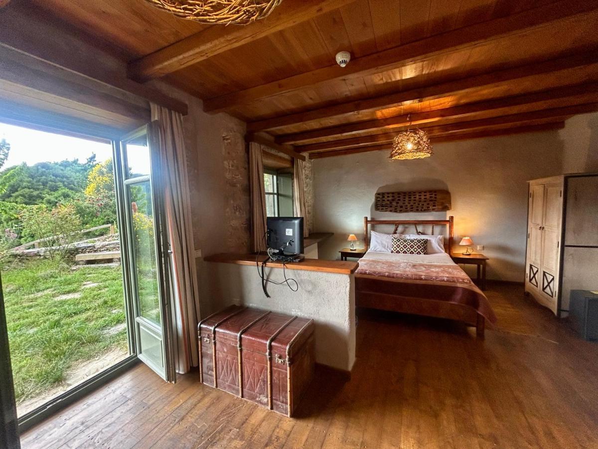 Pritanio Hotel Polídhroson Eksteriør billede